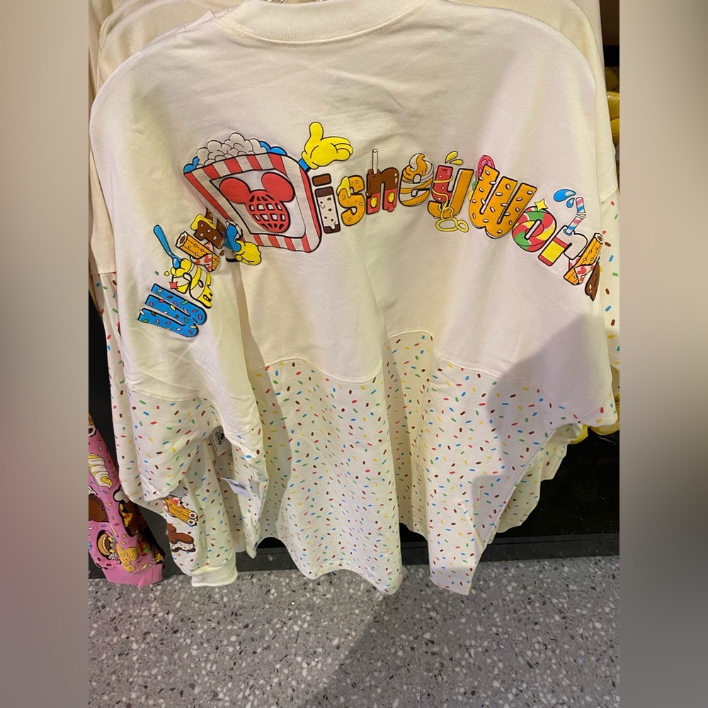 Disney parks food snacks Spirit Jersey WDW size Small BNWT